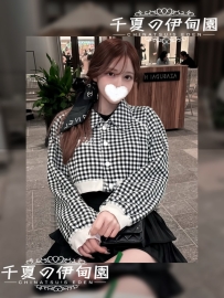 【東京出勤】編號：B17 身材：165/49/E/25歲