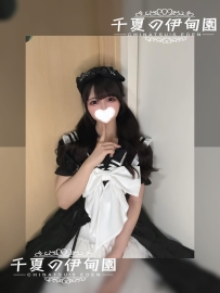 【東京出勤】編號：B28  身材：162/52/D/19歲